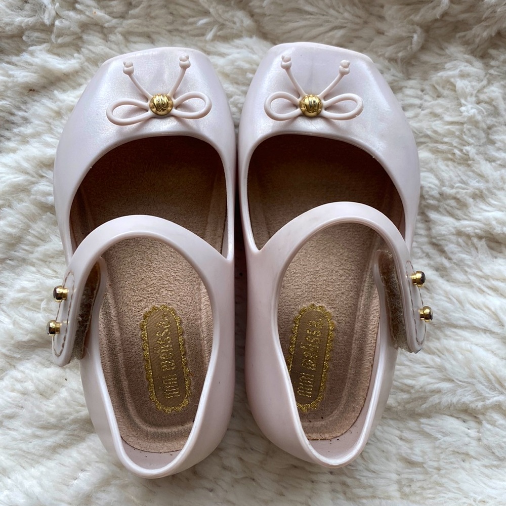 Mini Melissa dress shoes size 5